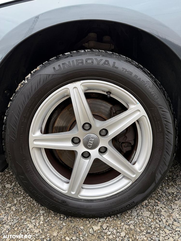 Audi A4 30 TDI S tronic advanced - 16