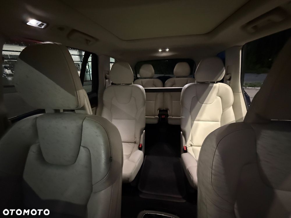 Volvo XC 90 T8 AWD Plug-In Hybrid Inscription 6os - 12
