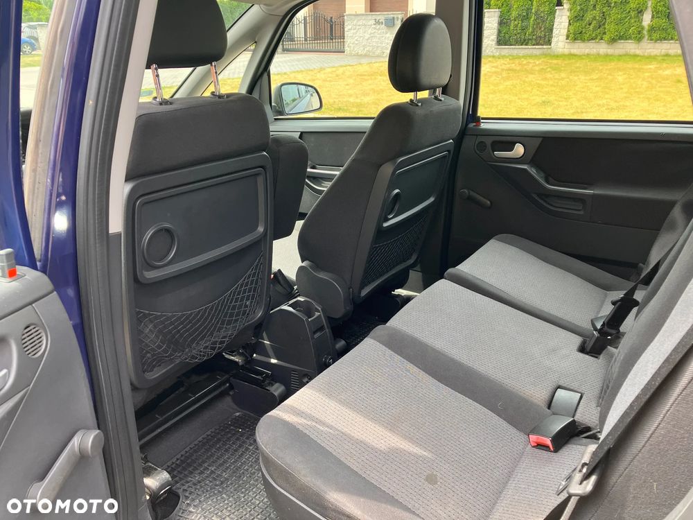 Opel Meriva 1.6 16V Cosmo - 10
