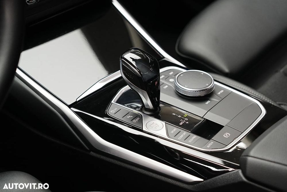 BMW Seria 3 318i Aut. Luxury Line - 15