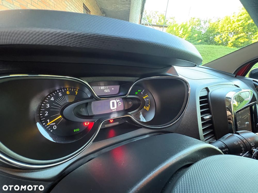 Renault Captur TCe 120 EDC Helly Hansen - 9