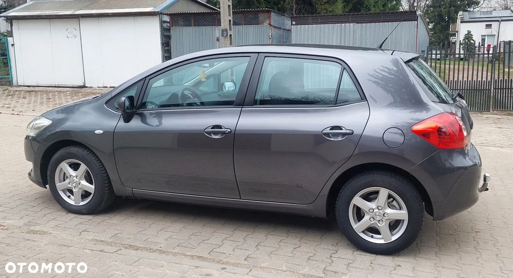Toyota Auris 1.4 D-4D - 7