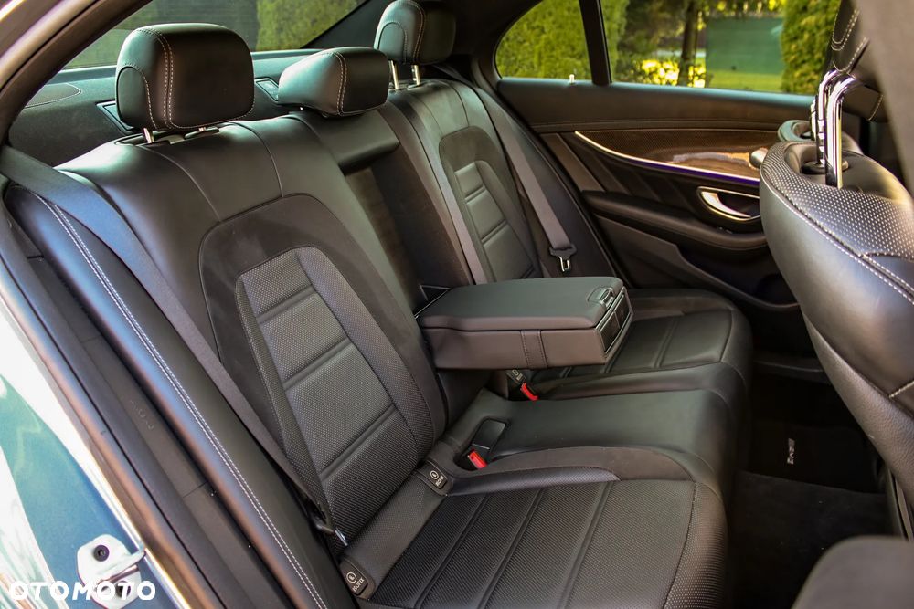 Mercedes-Benz Klasa E AMG 53 4Matic AMG Speedshift TCT-9G - 21