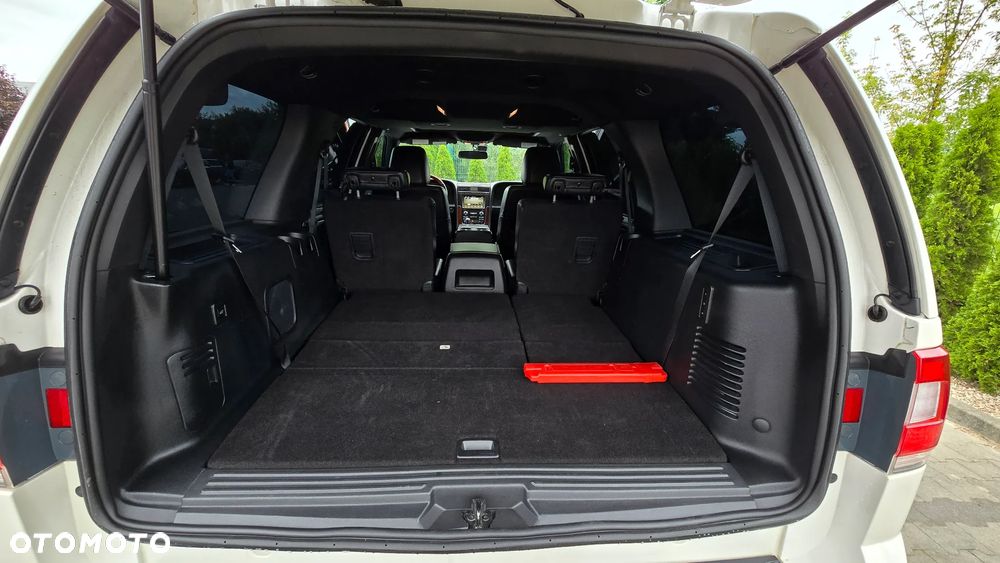 Lincoln Navigator - 21