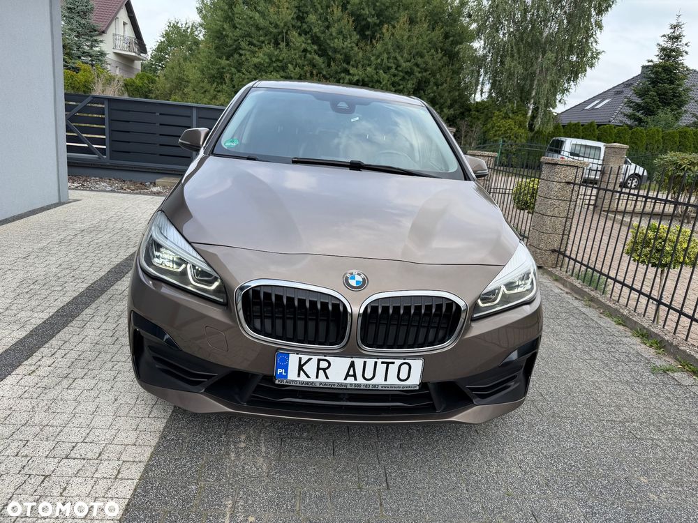 BMW Seria 2 218d - 26