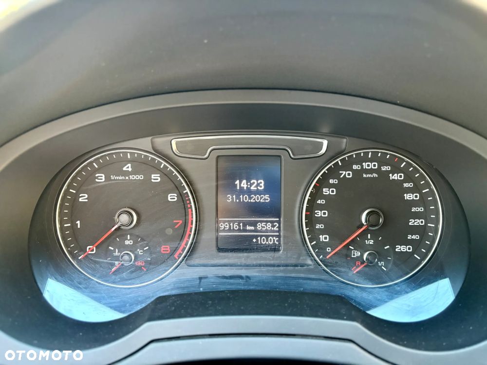 Audi Q3 2.0 TFSI quattro S tronic design - 9