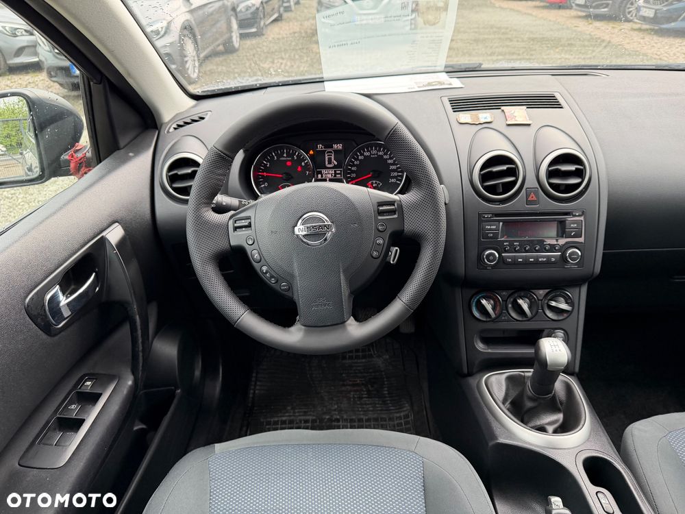 Nissan Qashqai 1.6 Visia - 33