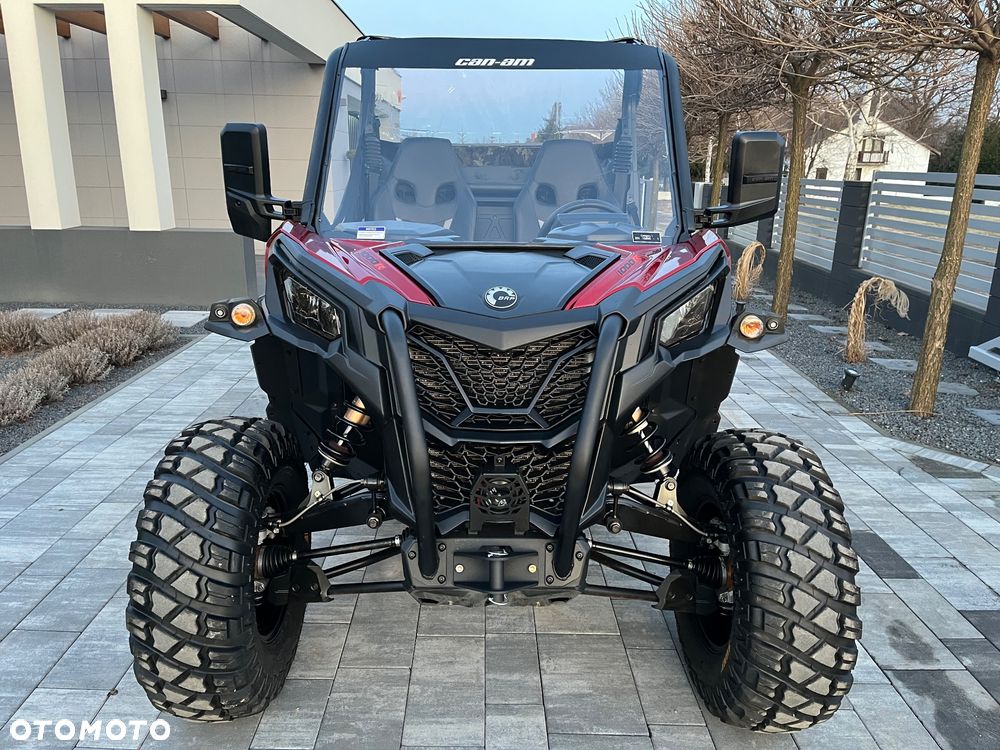Can-Am Maverick - 1