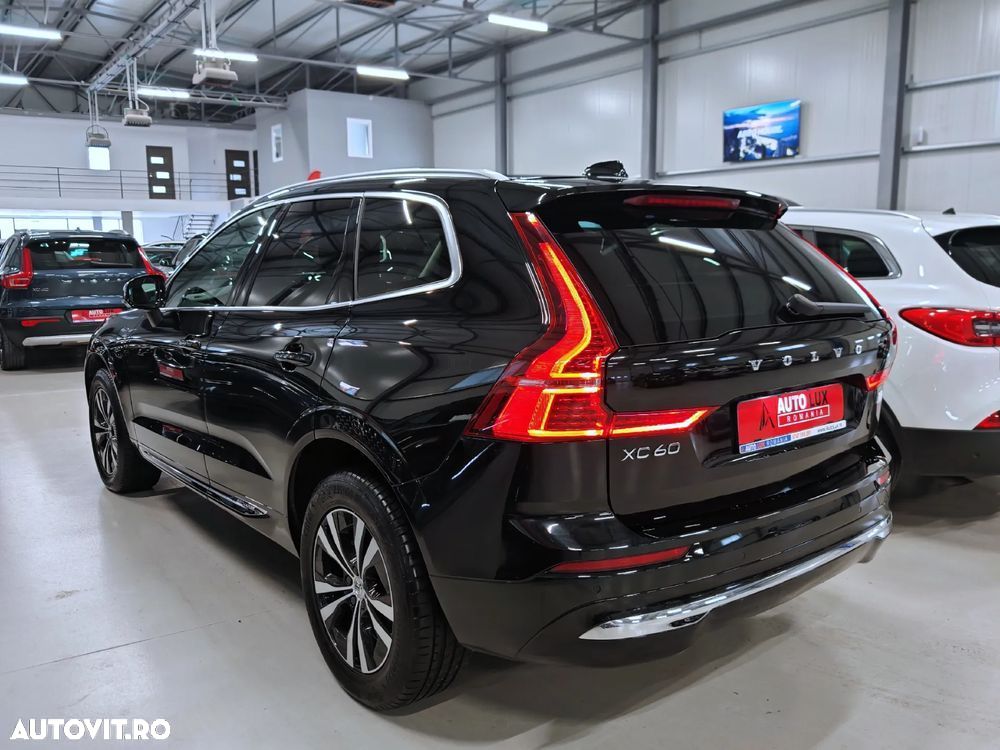 Volvo XC 60 T6 AWD Recharge Geartronic Inscription - 4