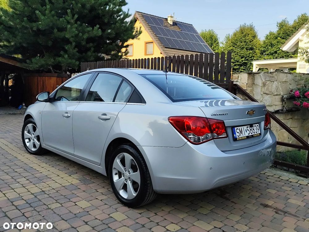 Chevrolet Cruze 2.0 LT - 24