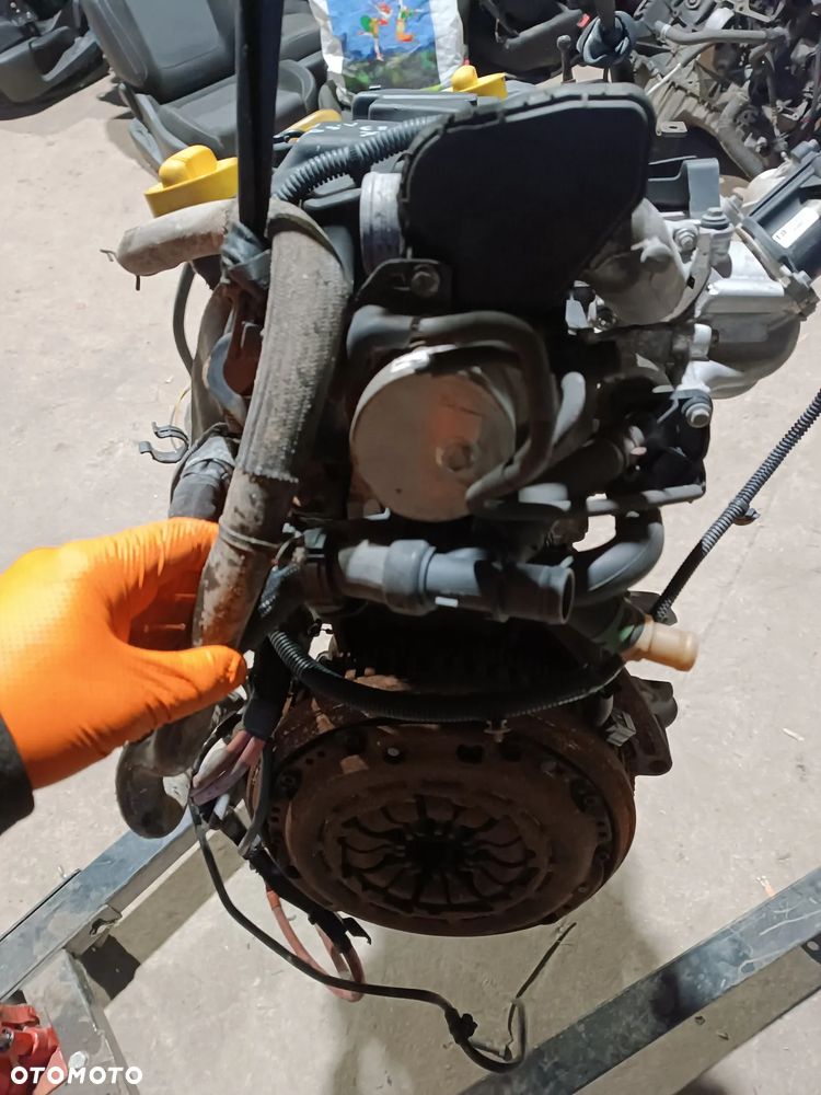 SILNIK 1.5 DCI k9k 683 RENAULT DACIA - 6