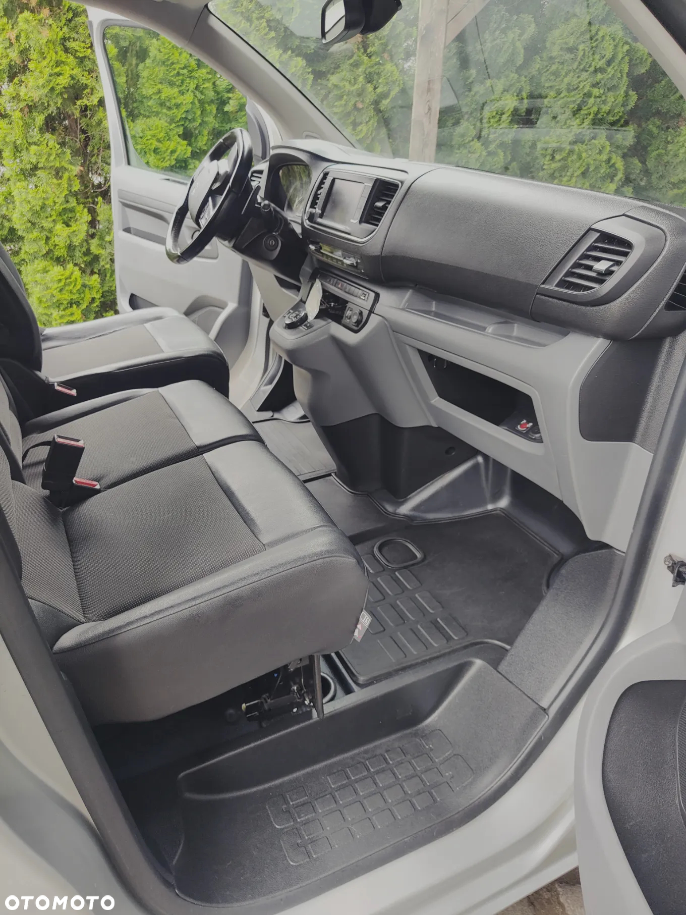 Peugeot Expert L1H1 180 kM, automat - 12