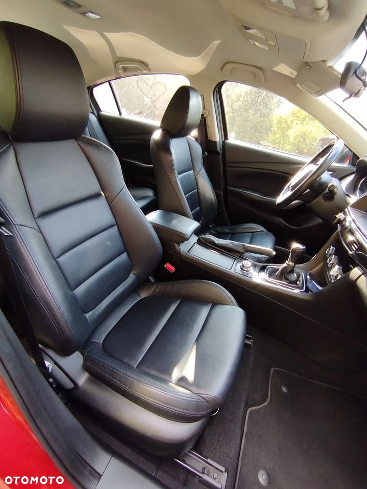 Mazda 6 - 8