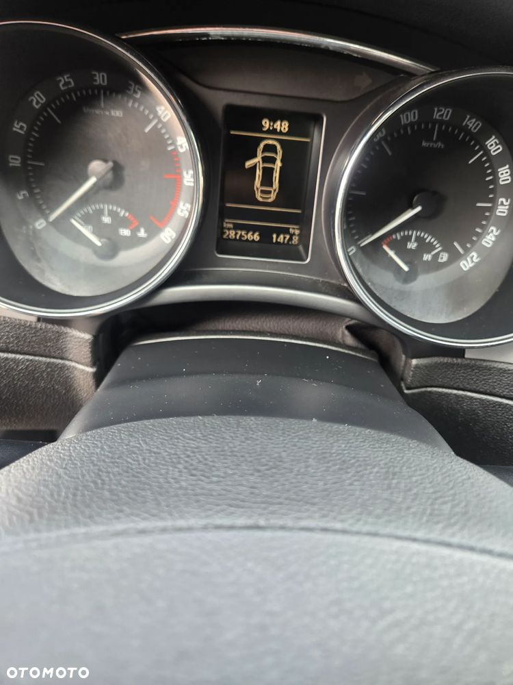 Skoda Superb 2.0 TDI Platinum DSG - 14