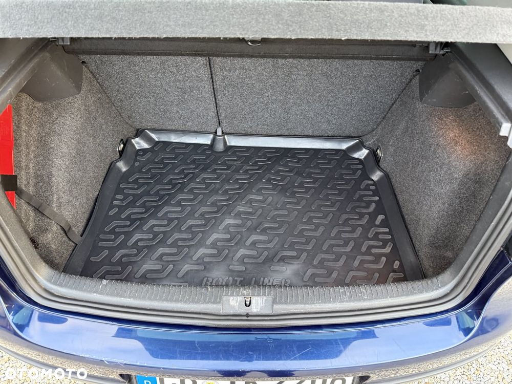 Volkswagen Golf 1.6 United - 18