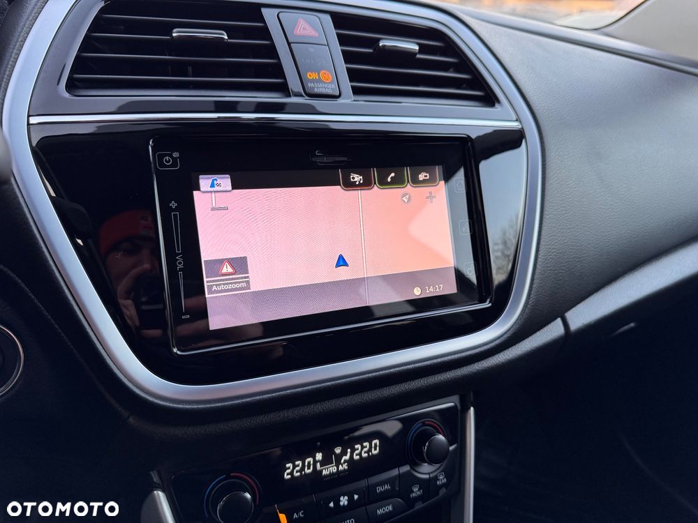 Suzuki SX4 S-Cross 1.0 T Premium - 33