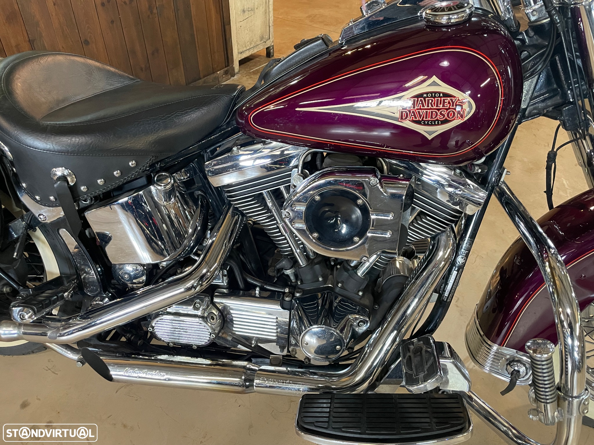 Harley-Davidson FLSTC - 8