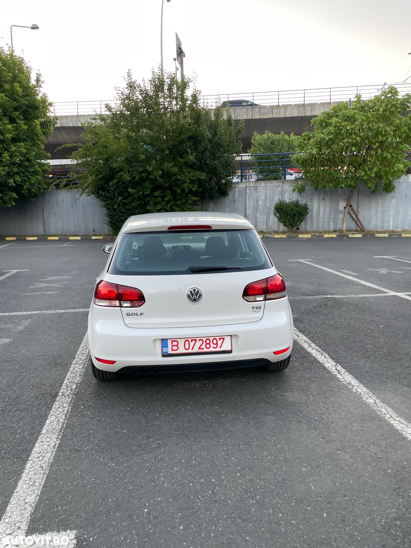 Volkswagen Golf 1.4 TSI Highline DSG - 11
