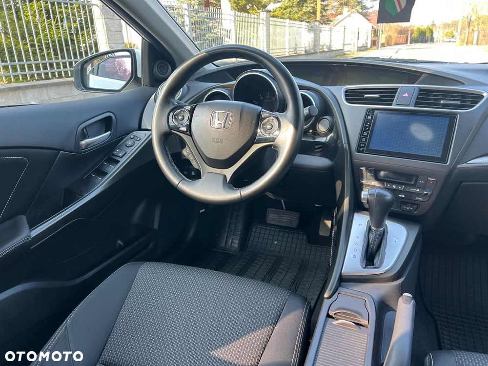 Honda Civic 1.8 Elegance (Honda Connect+) - 21