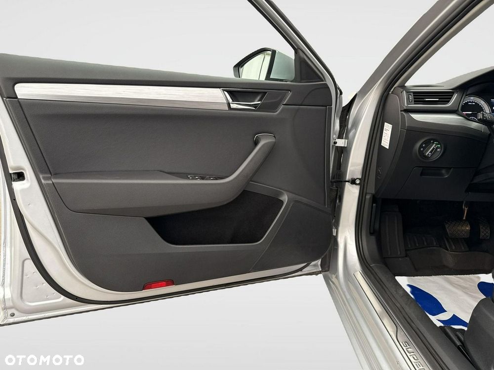 Skoda Superb - 11