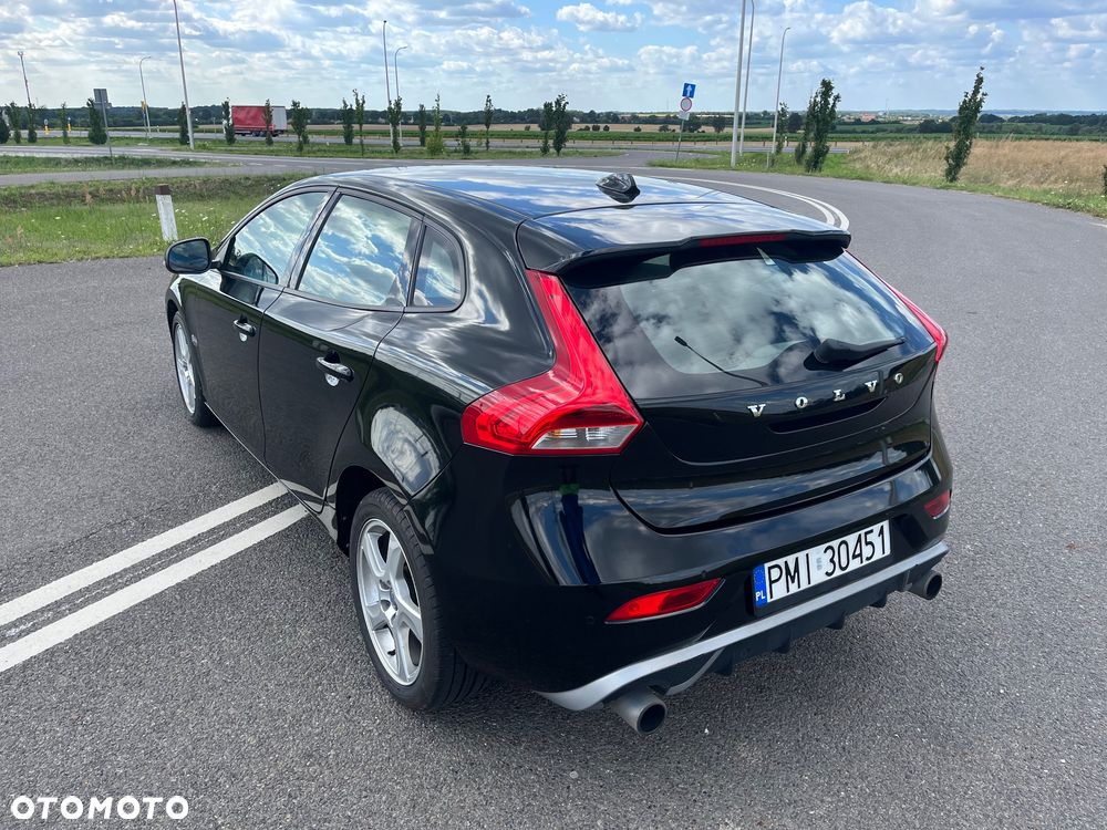 Volvo V40 T2 Drive-E Momentum - 4