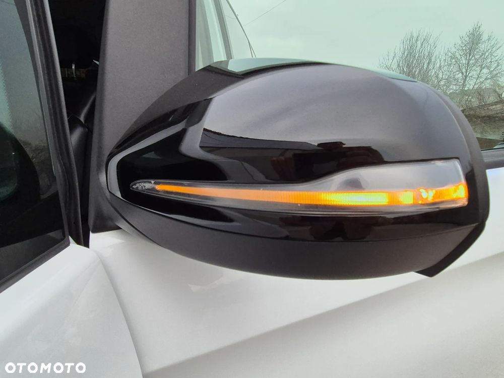 Mercedes-Benz Klasa V 250 (BlueTEC) d Avantgarde 7G-Tronic (ekstra d³) - 16