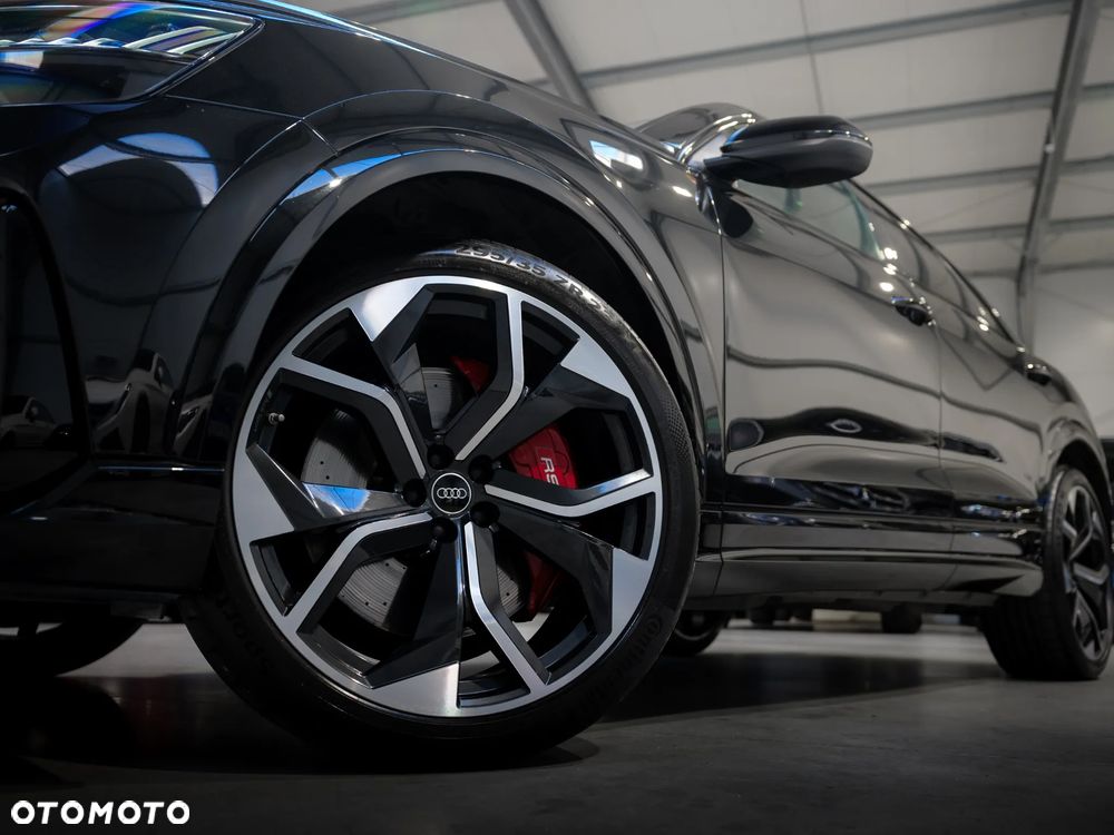 Audi RS Q8 - 2