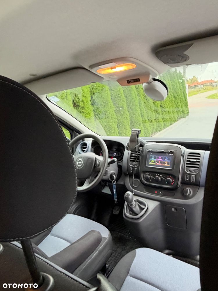 Opel Vivaro - 15
