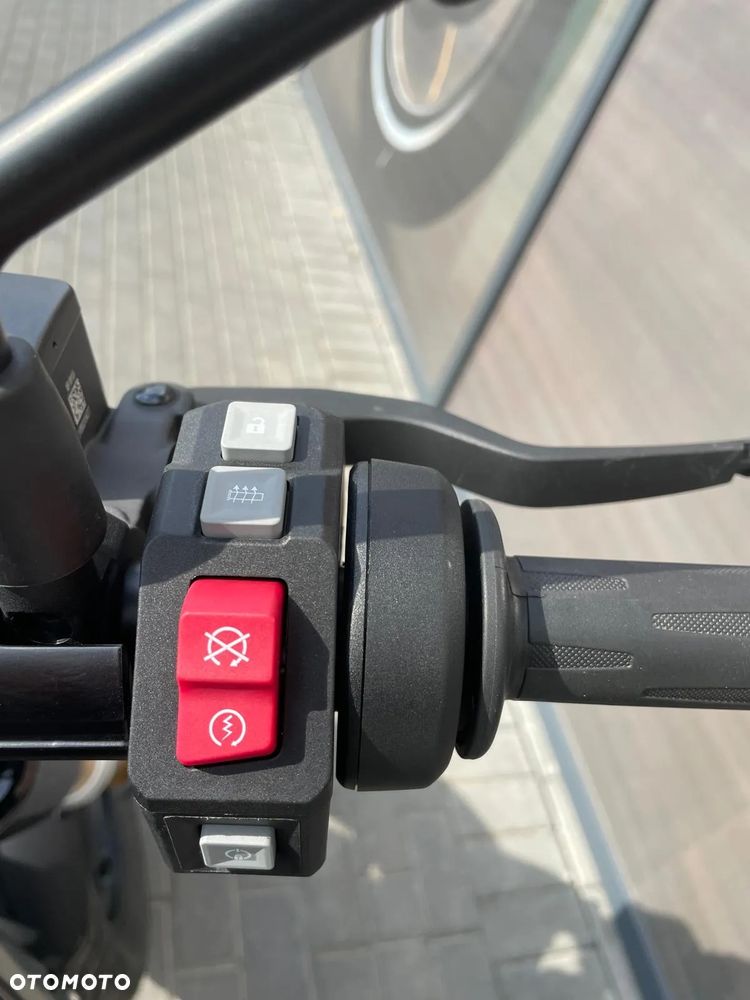 BMW C1 - 18