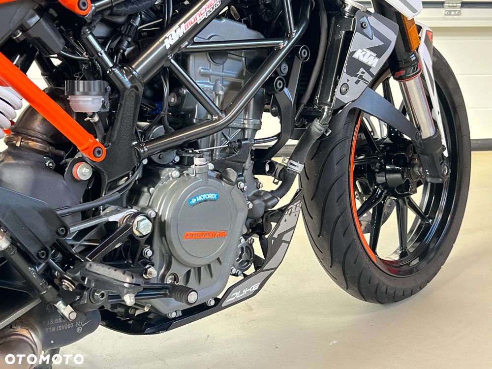 KTM Duke 125 - 31
