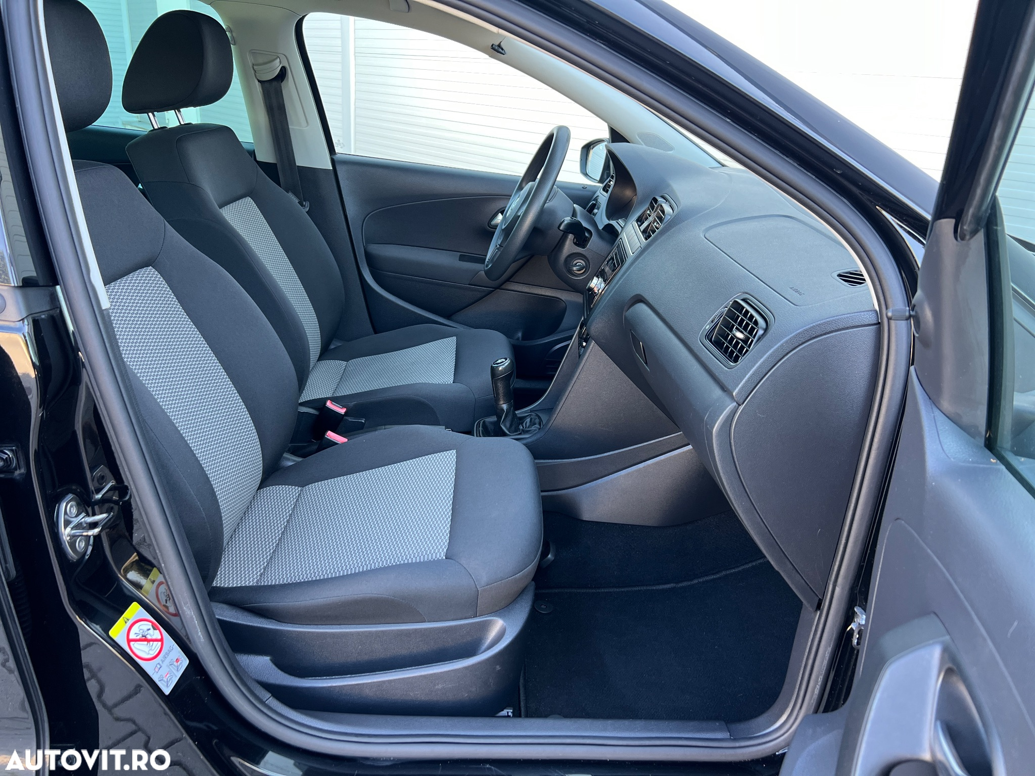 Volkswagen Polo 1.2 Tour Edition - 10