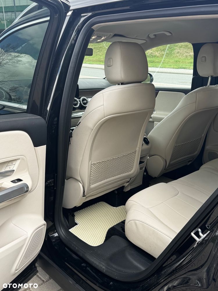 Mercedes-Benz GLB 250 8G-DCT Progressive - 8