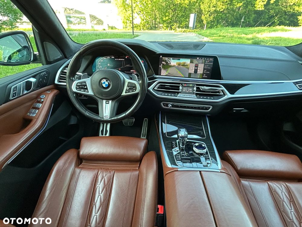 BMW X7 - 11