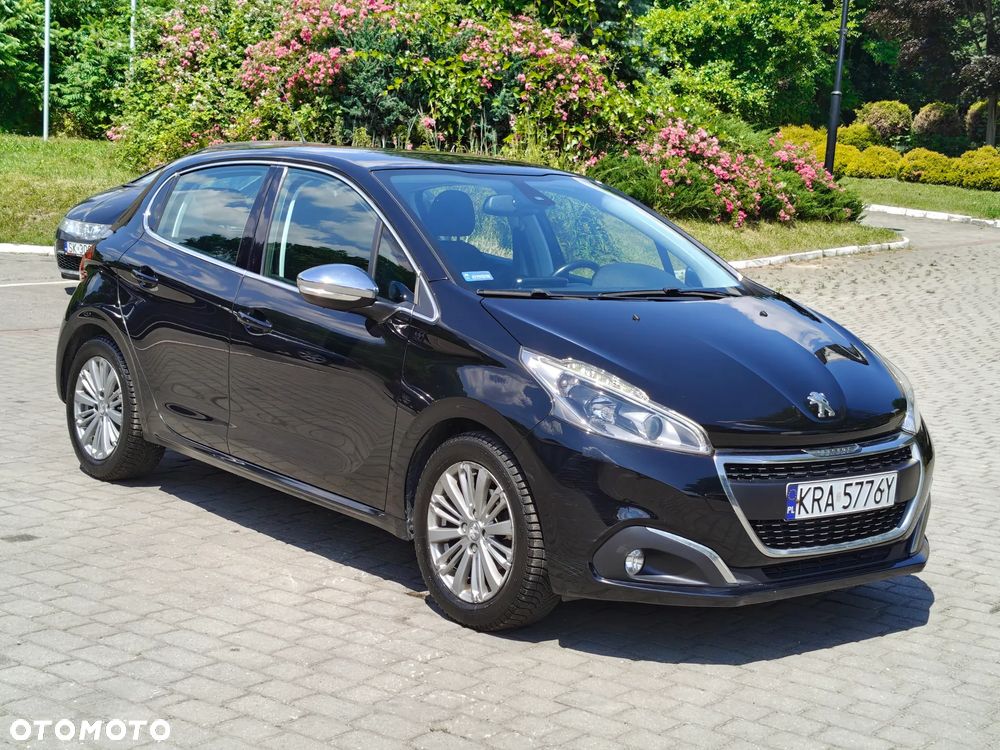 Peugeot 208 1.2 PureTech Style - 26