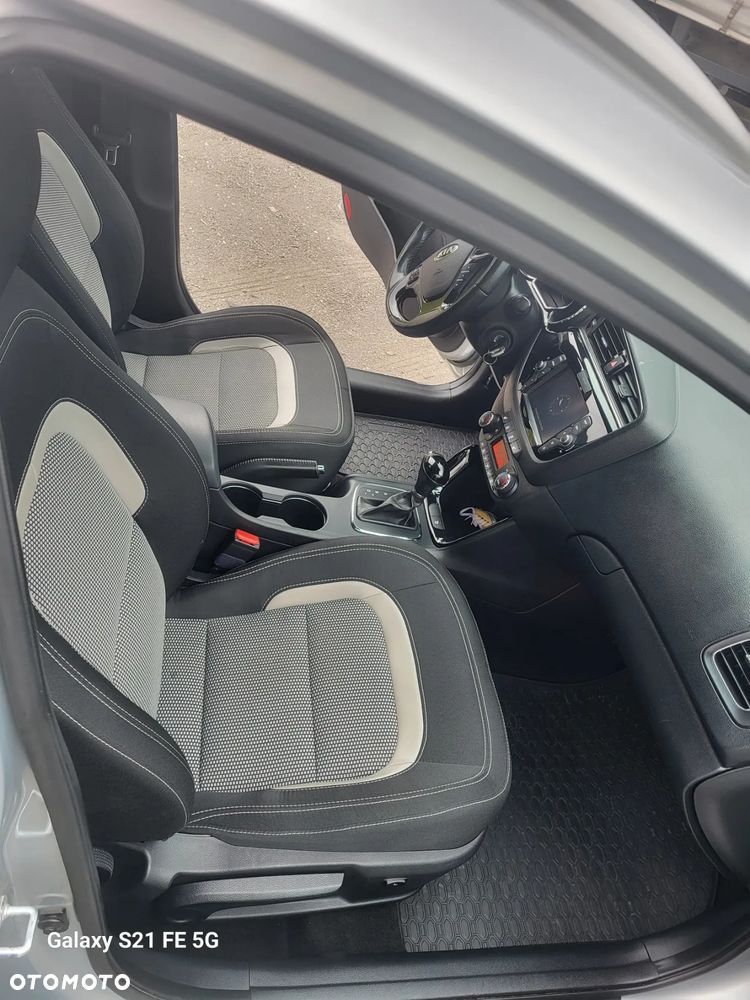 Kia Ceed Cee'd 1.6 CRDi L Business Line DCT - 17