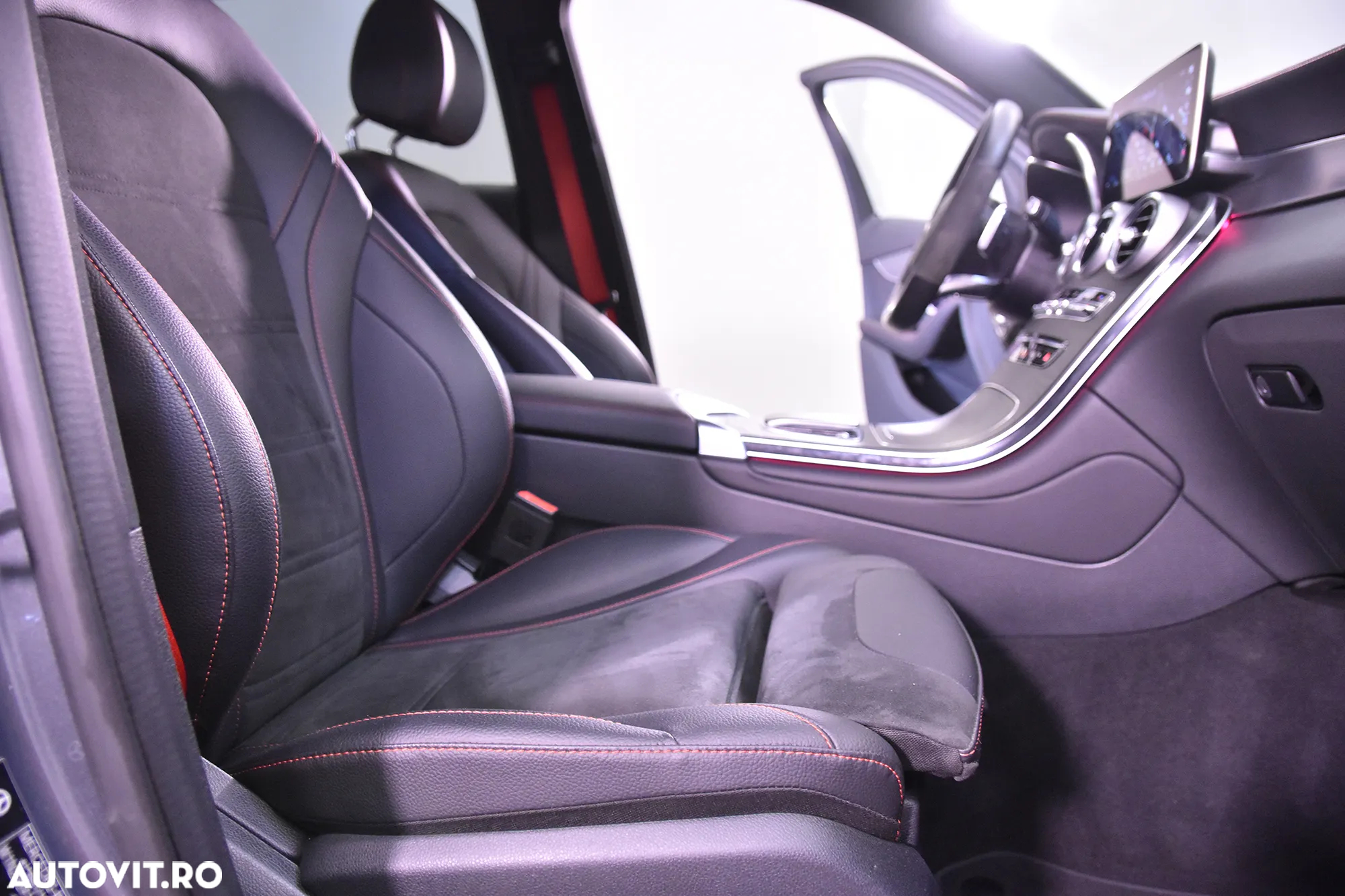 Mercedes-Benz GLC 300 de 4Matic 9G-TRONIC AMG Line - 11