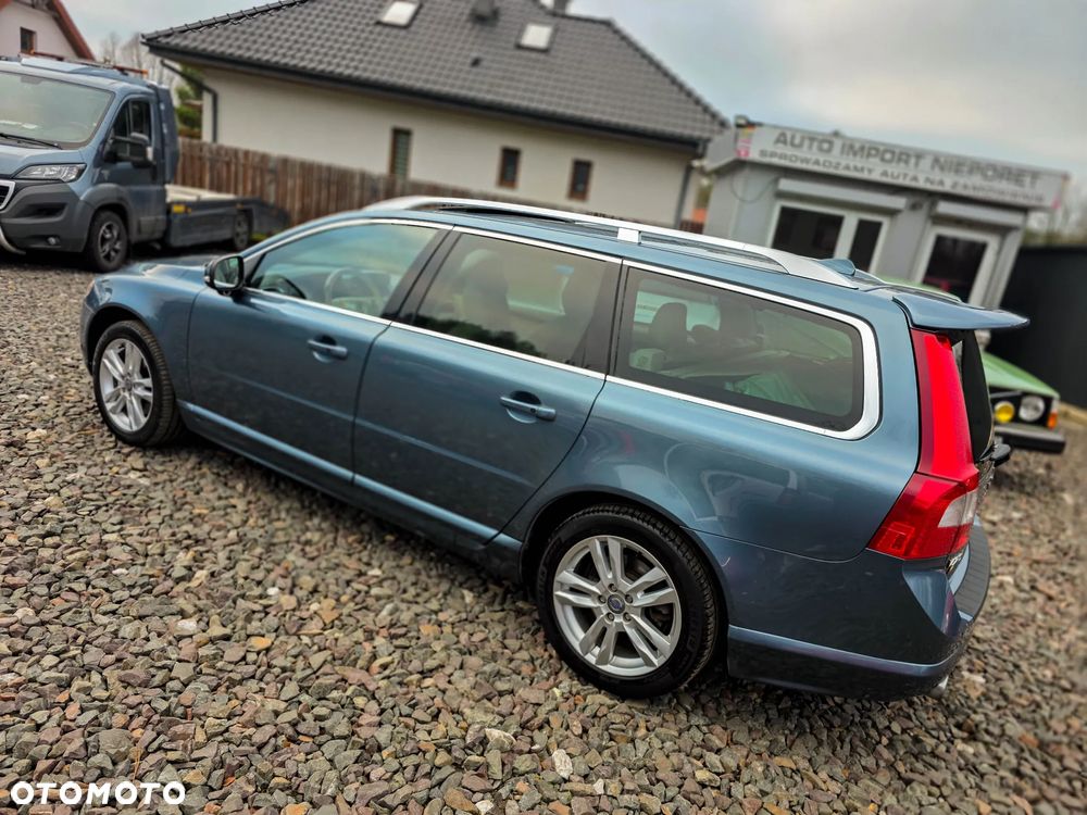 Volvo V70 2.5T Summum - 40