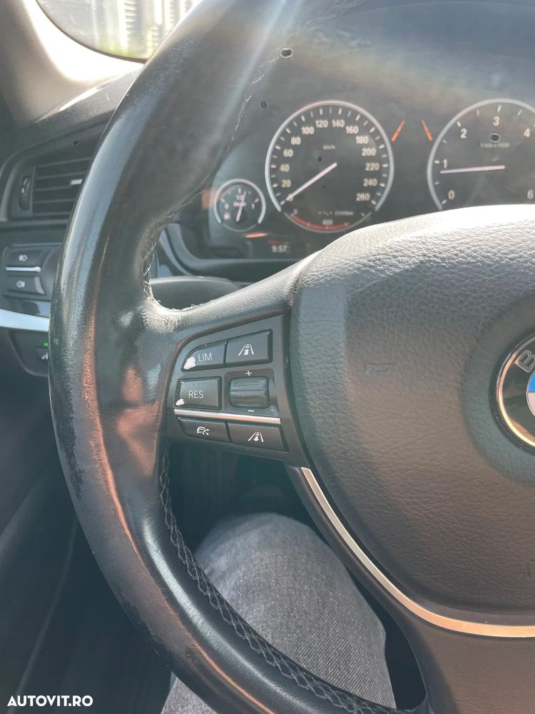 BMW Seria 5 520d xDrive AT - 8