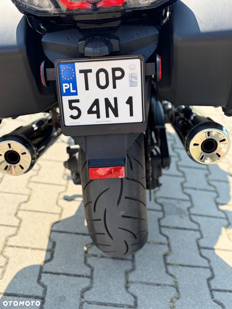 Yamaha FJR - 11