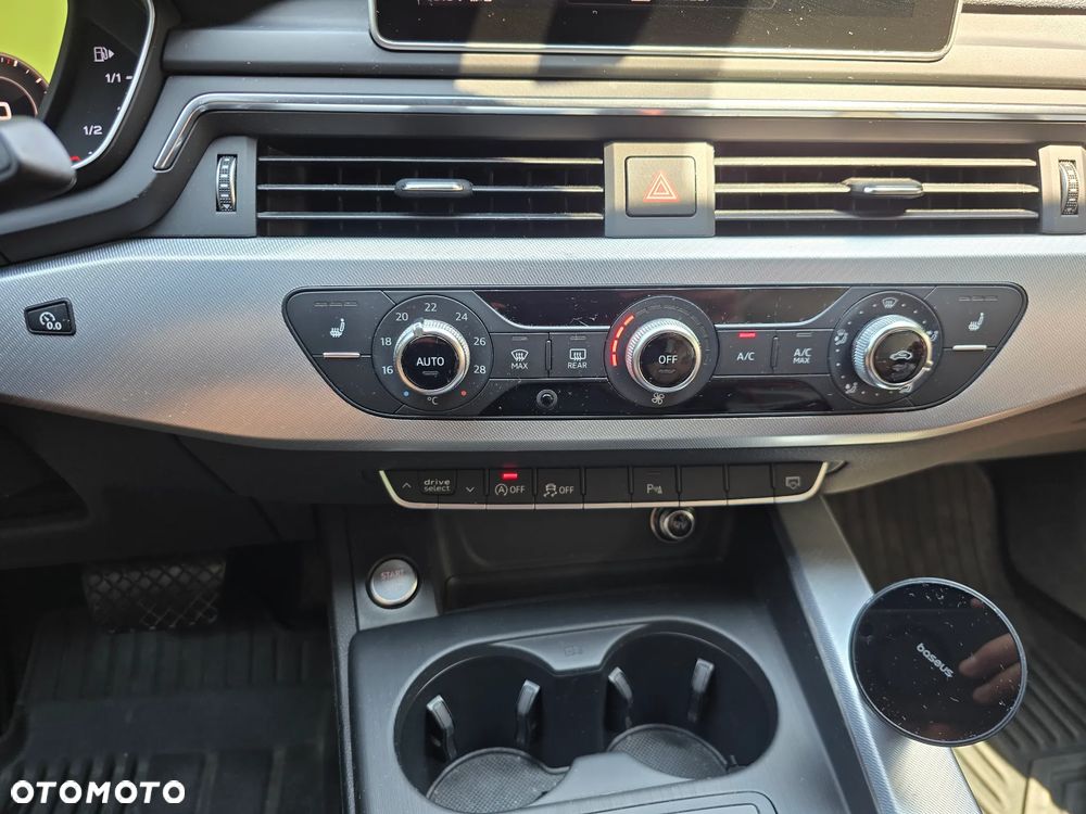 Audi A4 Limousine 2.0 TDI S tronic - 21