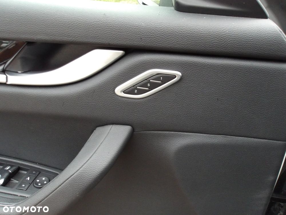 Maserati Levante GT Hybrid - 16