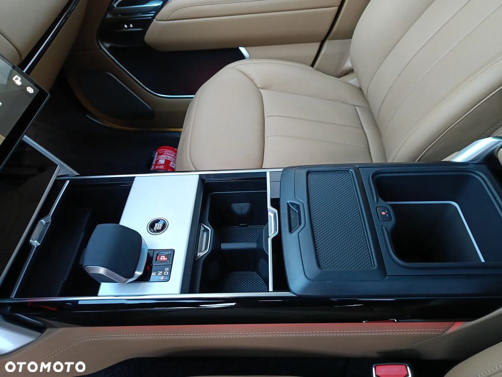 Land Rover Range Rover P530 Autobiography - 26