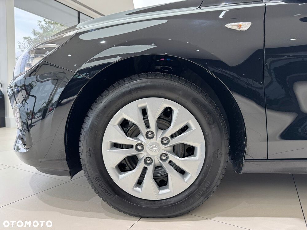 Hyundai i30 1.5 DPI Classic + - 17
