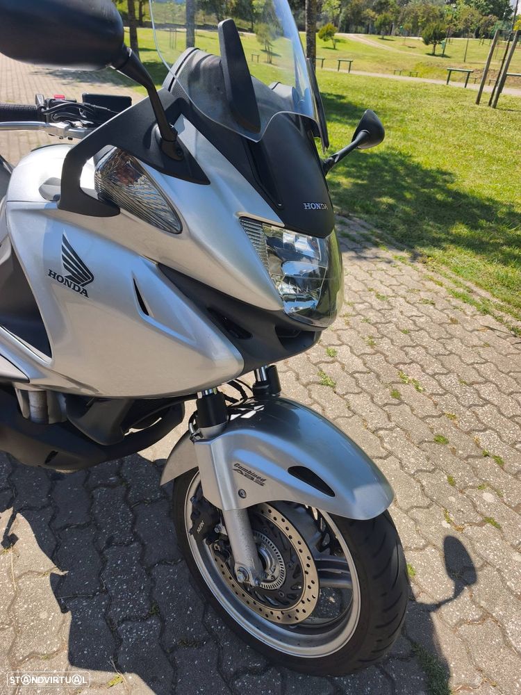 Honda Deauville 700 Abs - 9