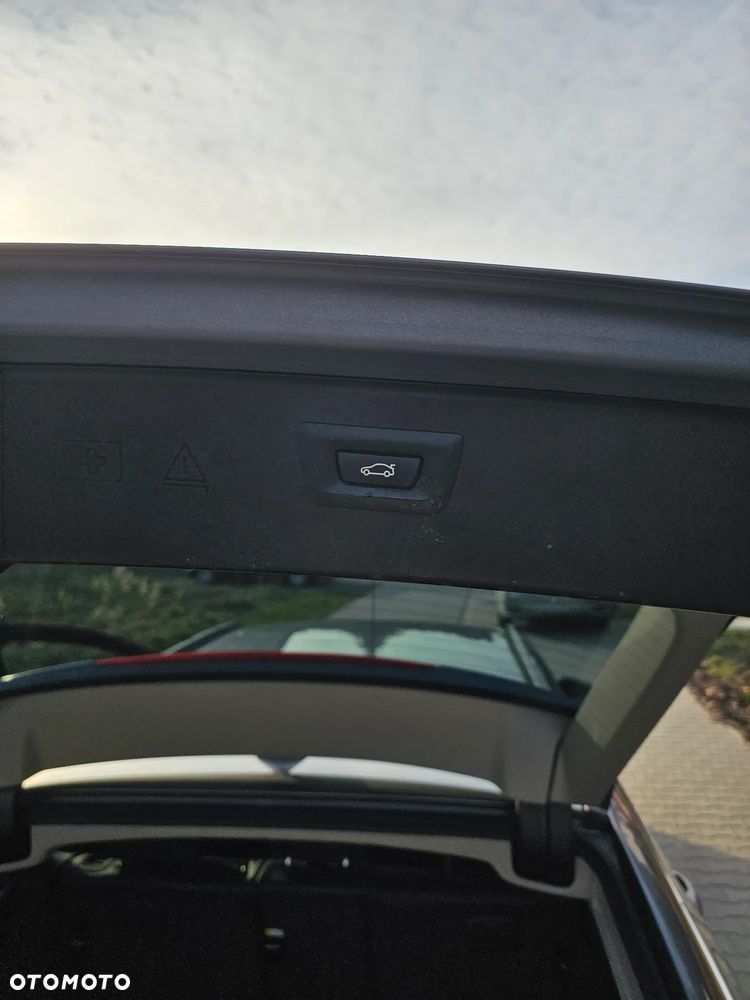 BMW Seria 5 518d Luxury Line - 11