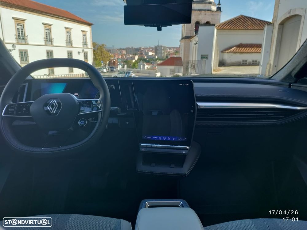 Renault Scénic E-Tech 220 Long Range Iconic - 13