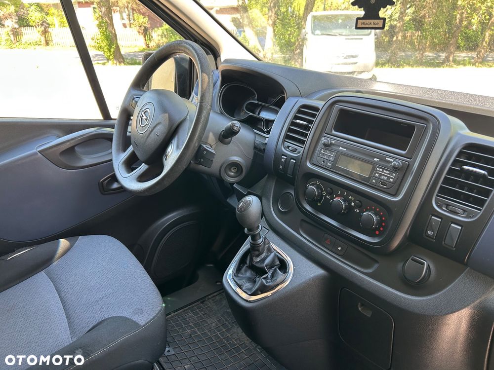 Opel Vivaro L1H1 2.7t Essentia - 18
