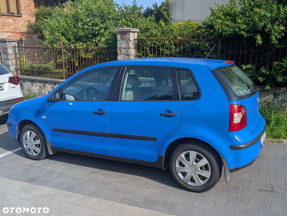 Volkswagen Polo 1.4 16V Basis - 3
