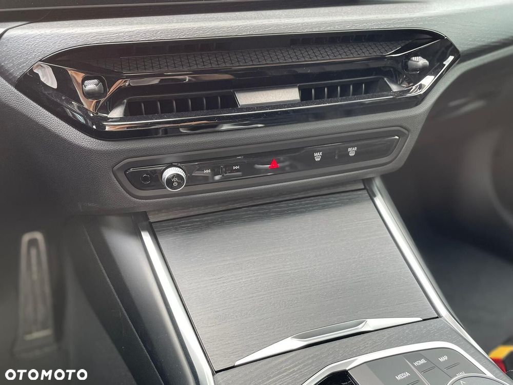 BMW Seria 3 - 26