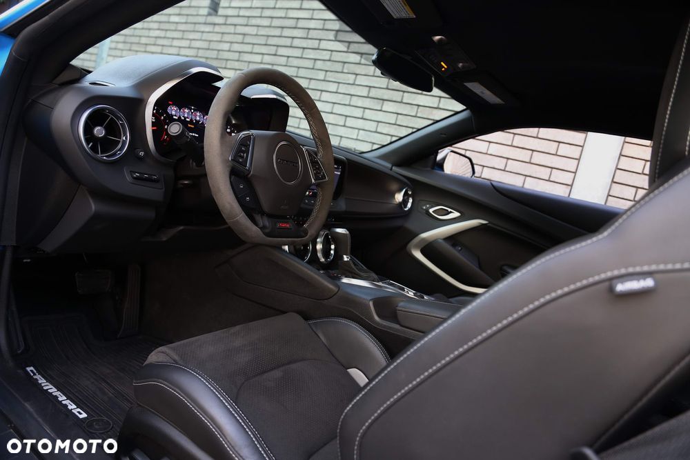 Chevrolet Camaro - 20